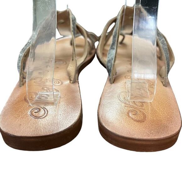 Naughty Monkey Womens Metallic Leather Toe Ring Sandals Strappy Shoes Flats 6.5 - Picture 11 of 16